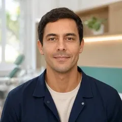 Dr. André Carvalho